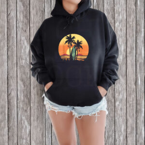 Vintage Wave Retro Surf Beach Surfboard T-Shirt