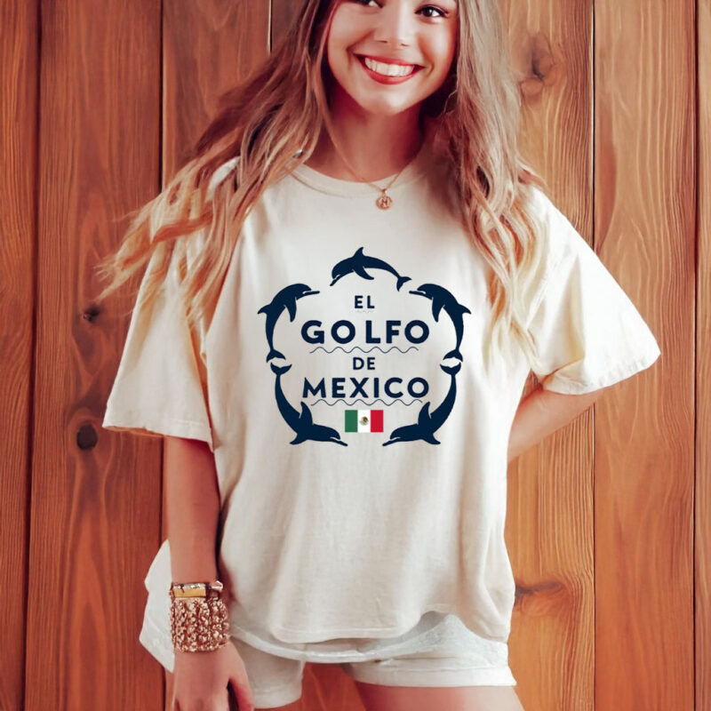 El Golfo De Mexico Dolphin Mexican Flag Gulf Of Mexico T-Shirt